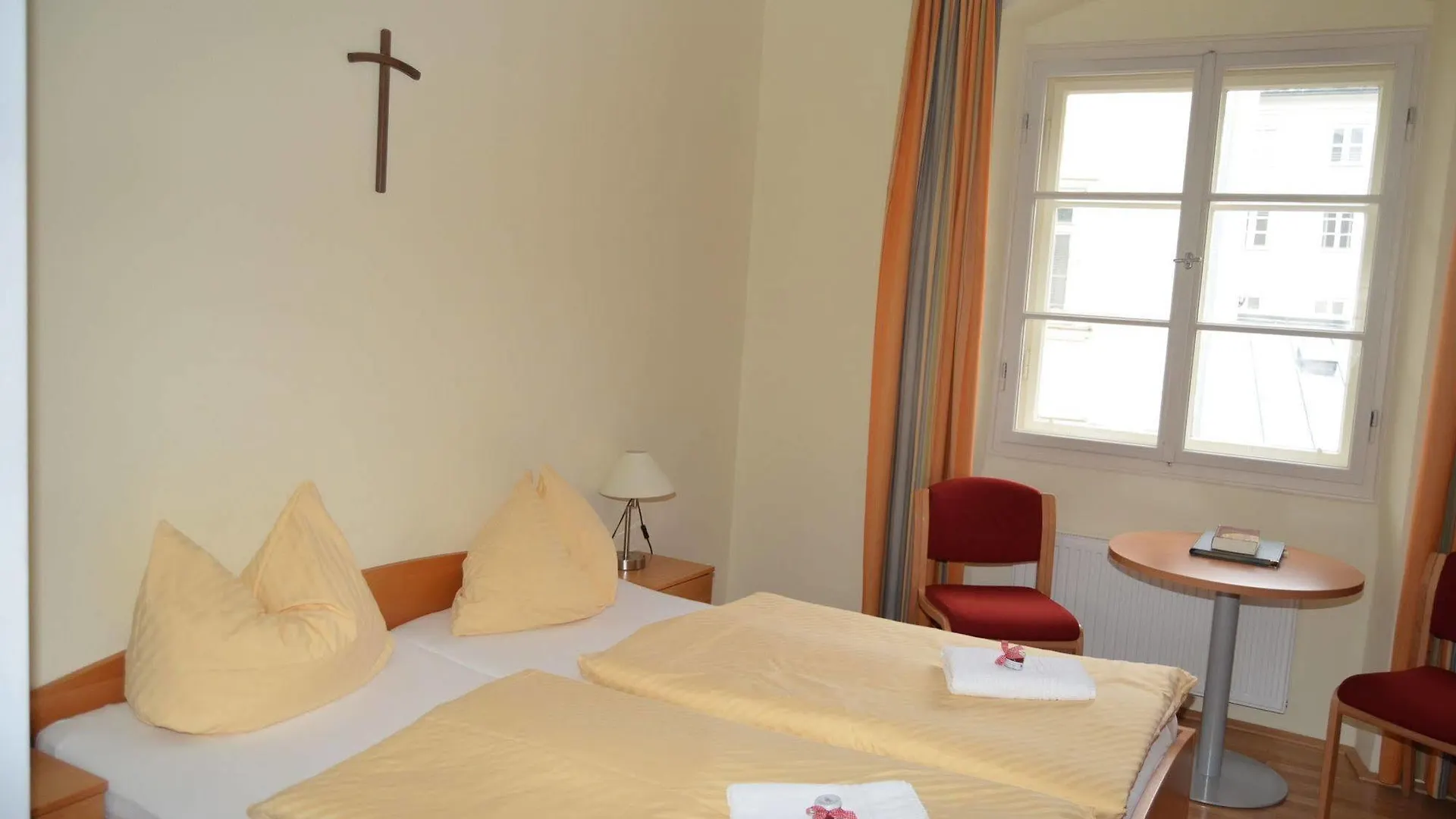 Gastehaus Im Priesterseminar Salzburg Guest House Austria