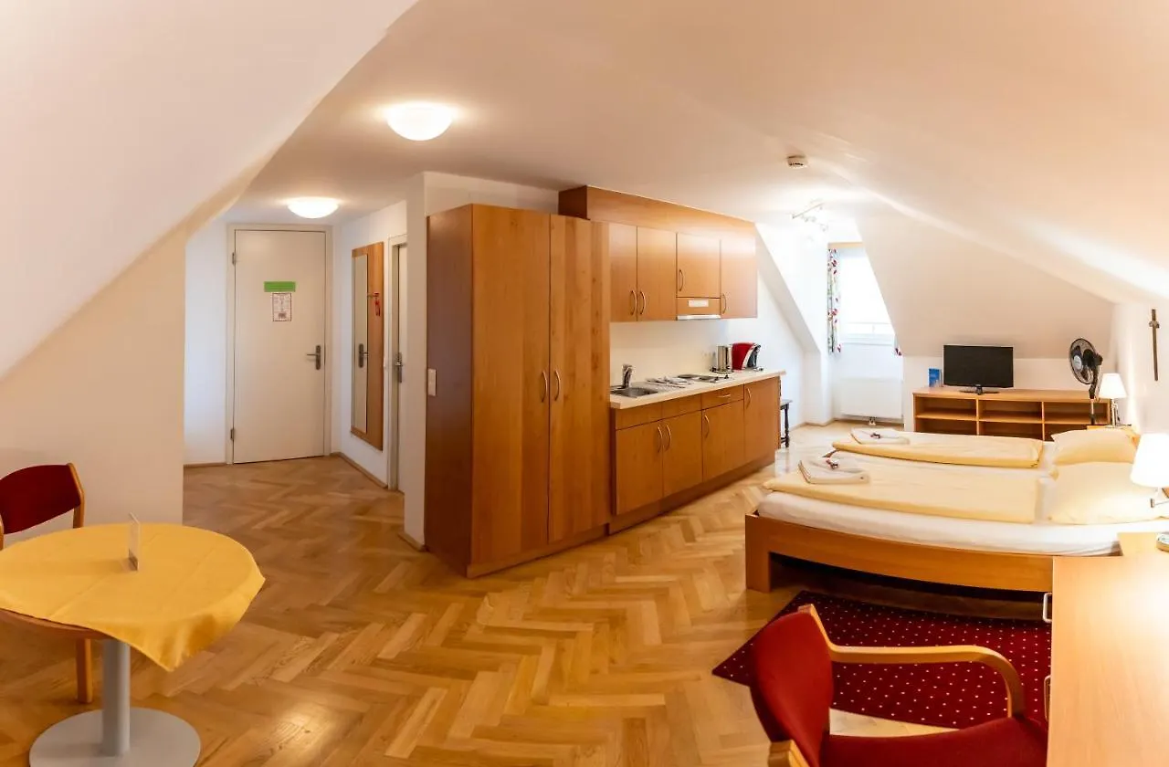 Gastehaus Im Priesterseminar Salzburg Guest House Austria