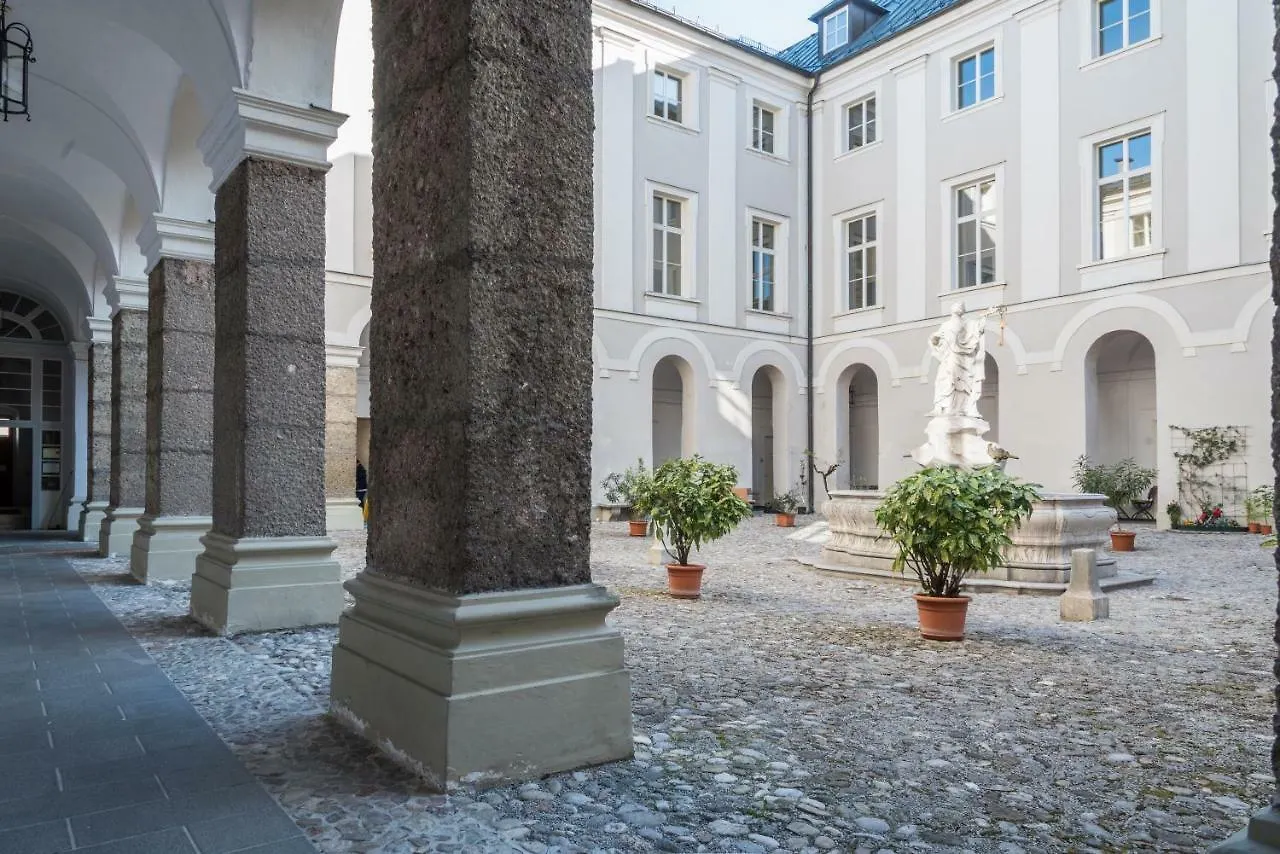 Gastehaus Im Priesterseminar Salzburg Guest House